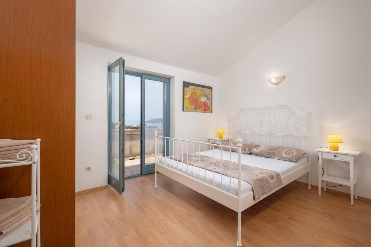Apartment Doris Супетарска Драга Екстериор снимка