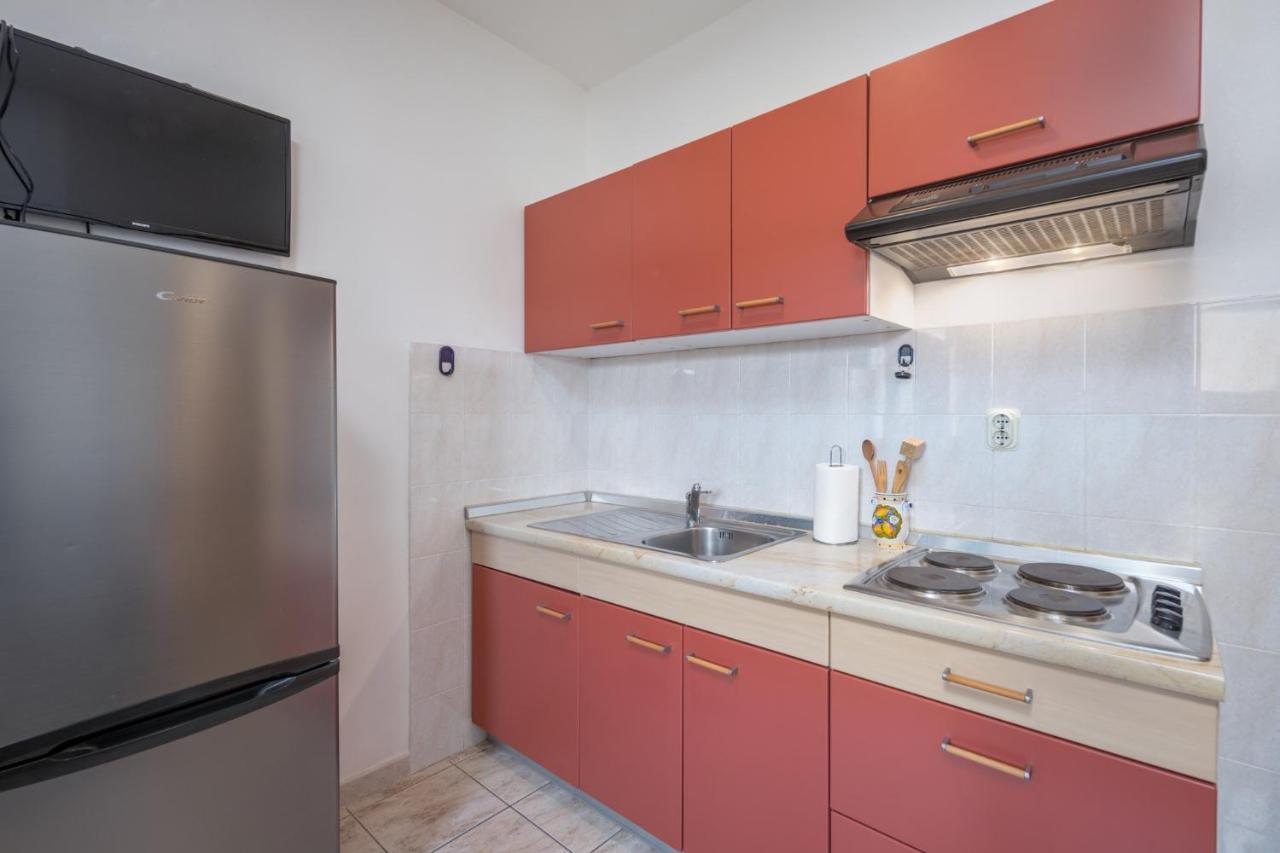 Apartment Doris Супетарска Драга Екстериор снимка
