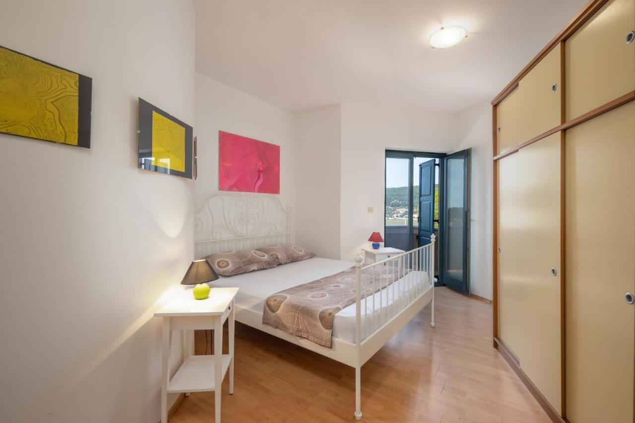 Apartment Doris Супетарска Драга Екстериор снимка